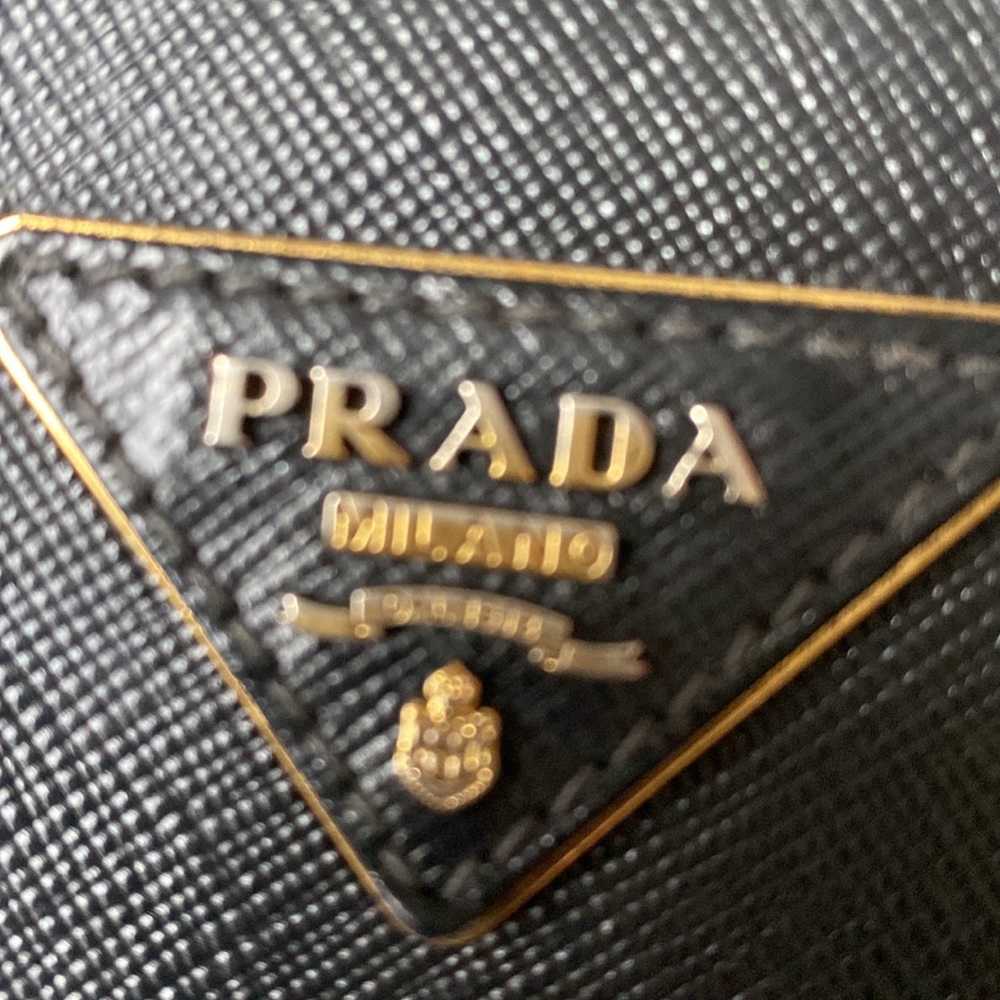 Authentic Prada Large Saffiano - image 2